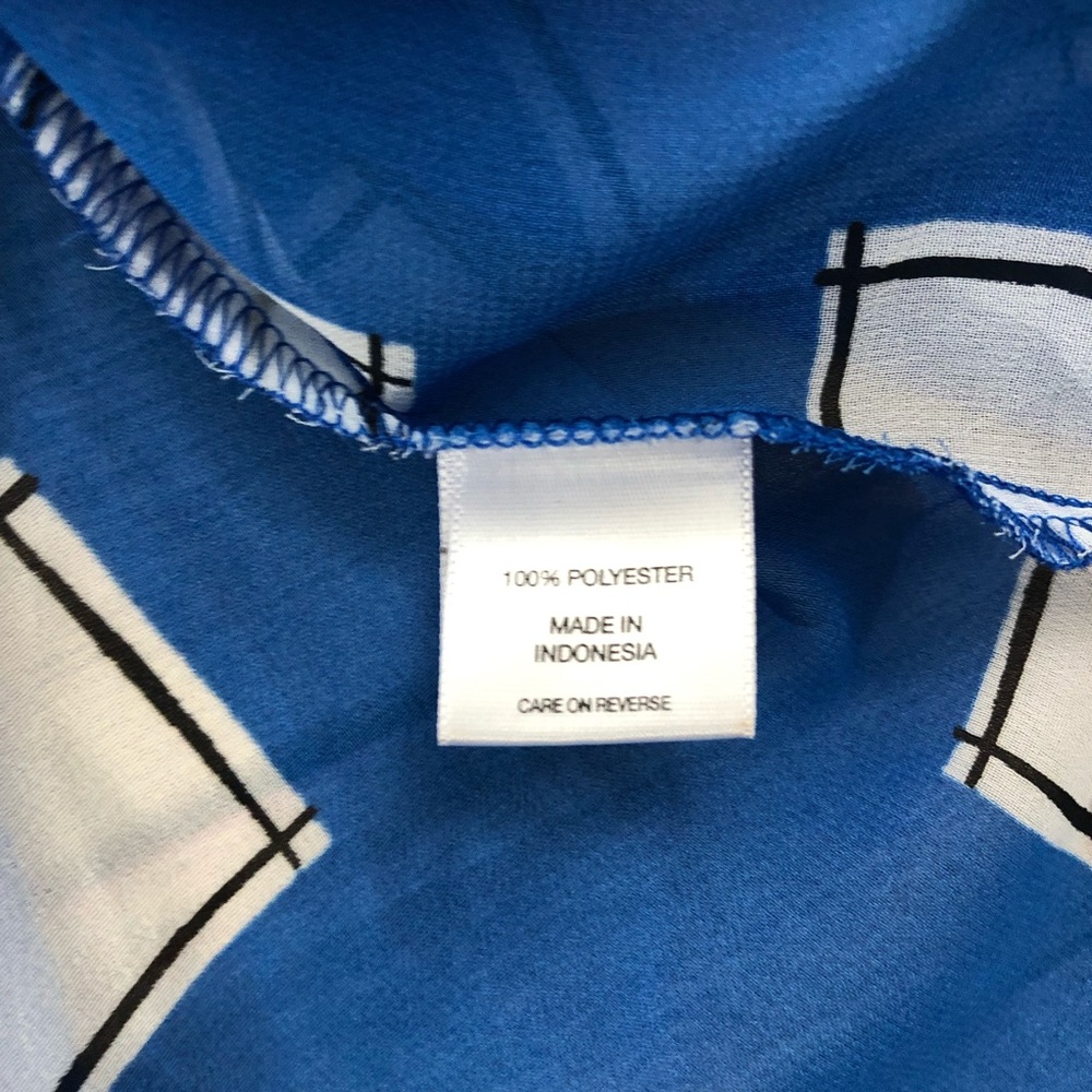 New York & Company geo button down blouse - Picture 7 of 8